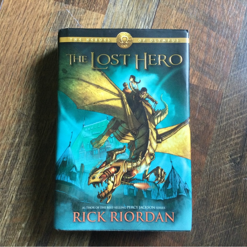 The Lost Hero (Heroes of Olympus, Book 1) Hardcover – October 12, 2010